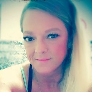 Meet your Posher, Charity